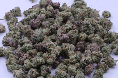 Snow Cone Sativa Dominant B buds Flower - Image 3