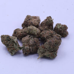 Super Boof Balanced Hybrid B buds Flower