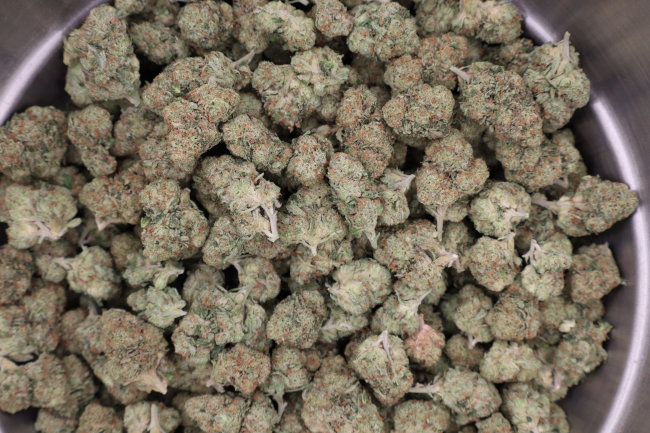 Alien Og Indica Dominant THCA Flower - Image 3