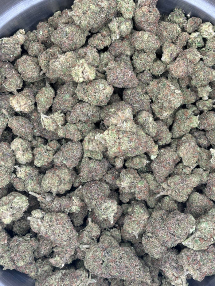Curelato THCA Flower Balanced Hybrid - Image 2