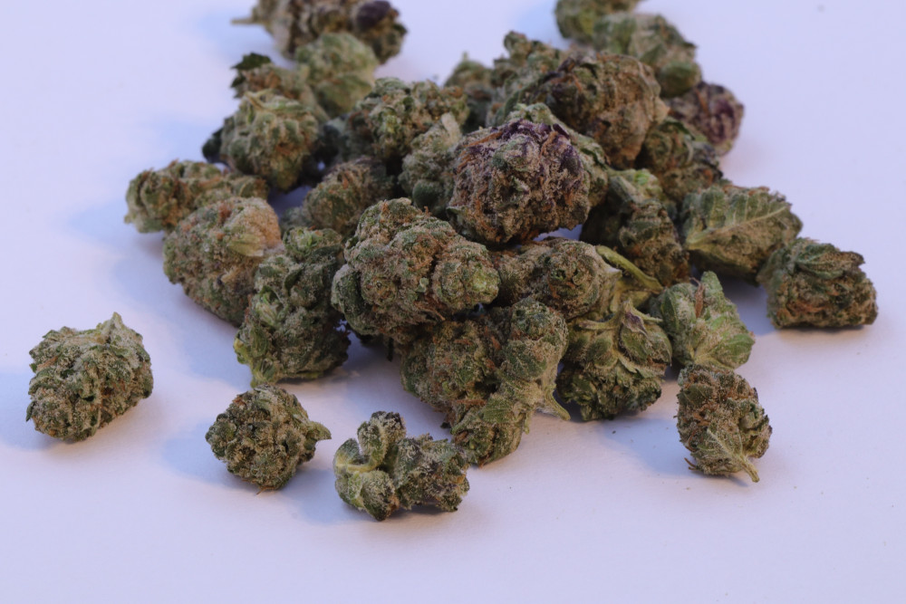 Reeses Pieces B buds THCA Flower Indica - Image 2