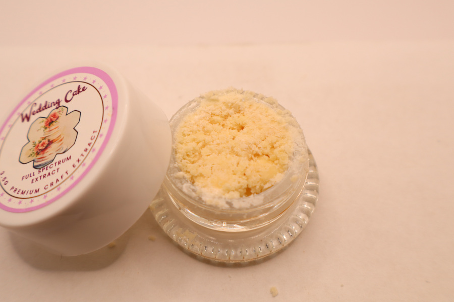 Wedding Cake THCA Sugar Wax 3.5G